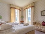 White room